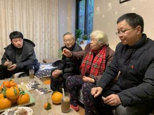 殷殷關切，聲聲暖心！公司領導走訪慰問離休干部和勞模